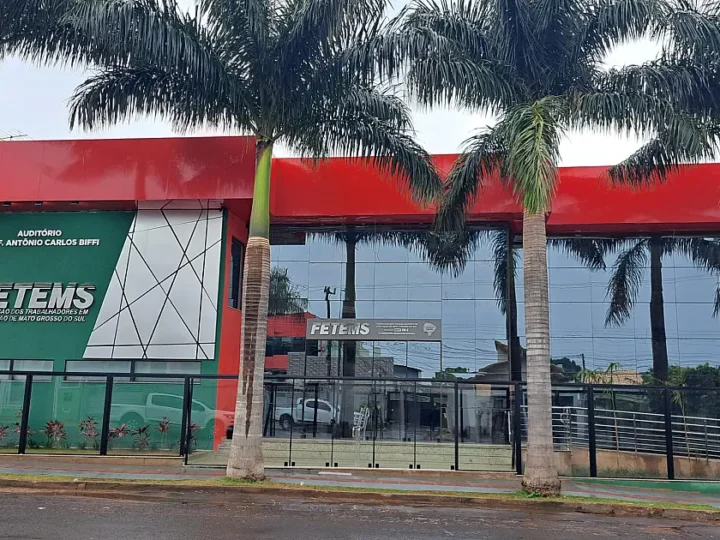 Governo de MS amplia em 90 vagas concurso de professores e prepara novo certame