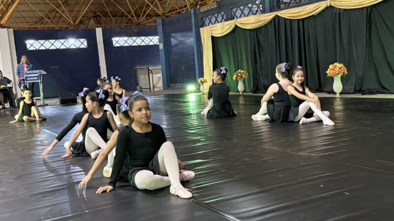Oficinas gratuitas de ballet chegam a crianças da Capital