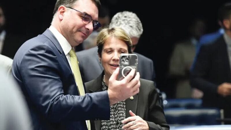 Com expectativa por Tereza Cristina, Flávio Bolsonaro anuncia vice nesta quarta-feira