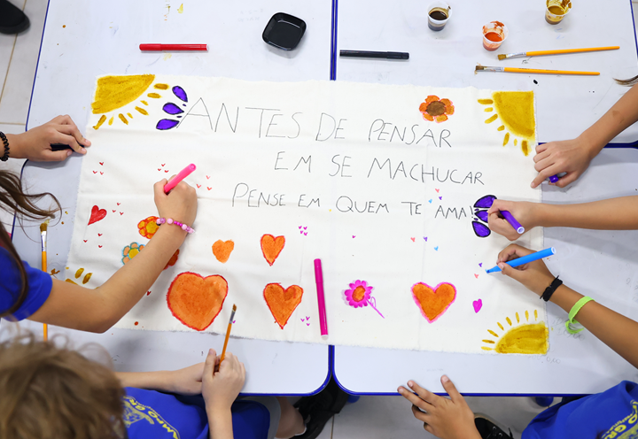 Alunos da rede pública inspiram murais sobre meio ambiente