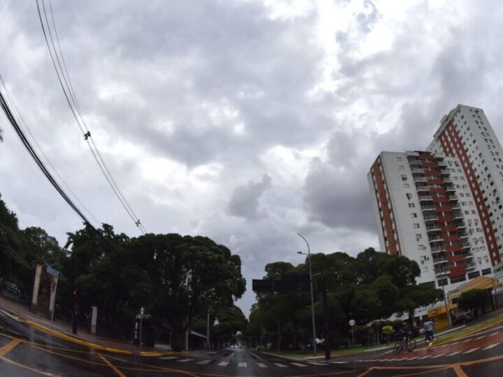 Frente fria chega a MS com ventos acima de 70 km/h, granizo e queda de temperatura