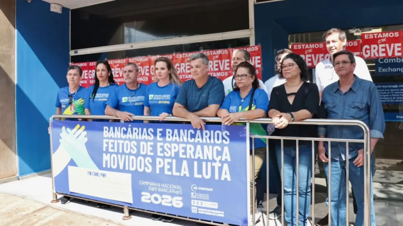 No 9º dia de greve, sindicato se reúne para discutir proposta da Caixa em Campo Grande