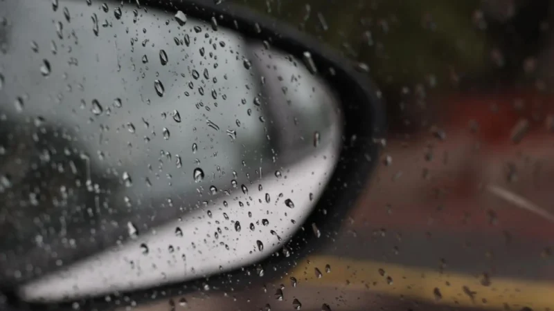 Temperatura cai mais de 9°C em oito horas após chuva em Campo Grande