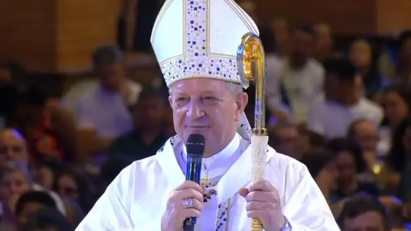 Arcebispo faz apelo contra intolerância e pede “paz desarmada” durante missa da Padroeira
