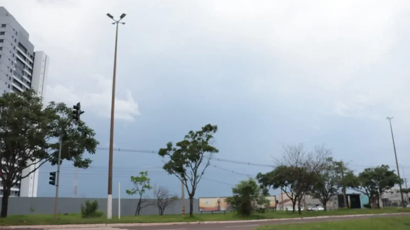 Inmet atualiza alertas e coloca MS sob risco de tempestades até segunda